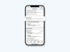 Smartphone mit geöffneter InfoCenter-Ansicht der SR App, hervorgehobene Funktion „Fahrten-Wecker“, die an Abfahrtszeiten erinnert.